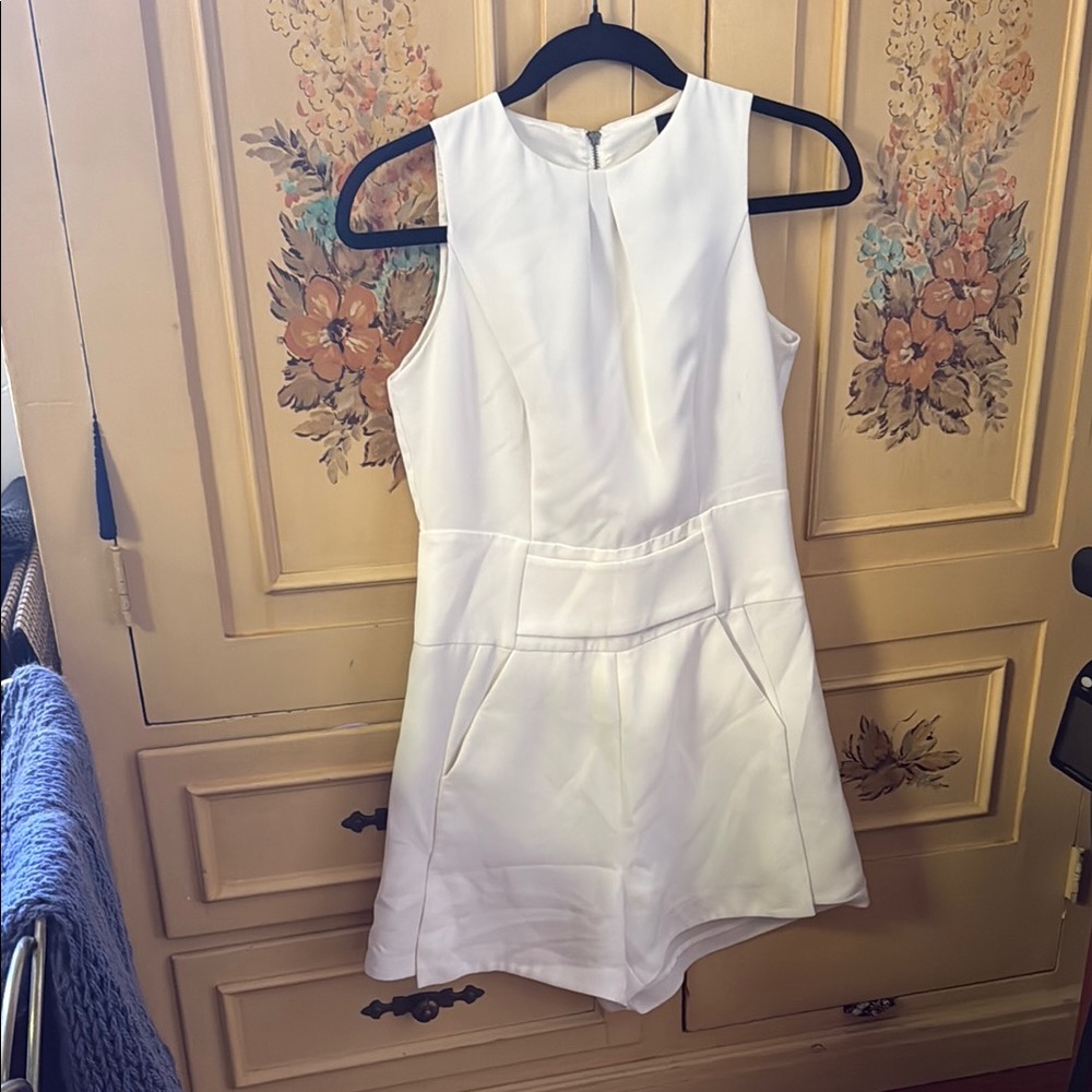 Elegant CUE White Sleeveless Romper